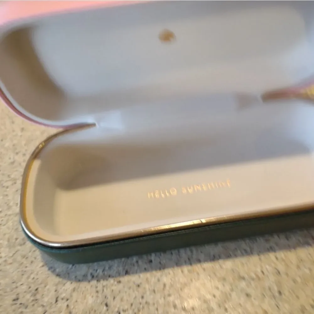 👍 Kate Spade Glass Case. C5